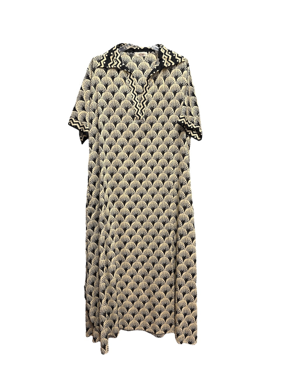 Hindi black cream chemisier dress