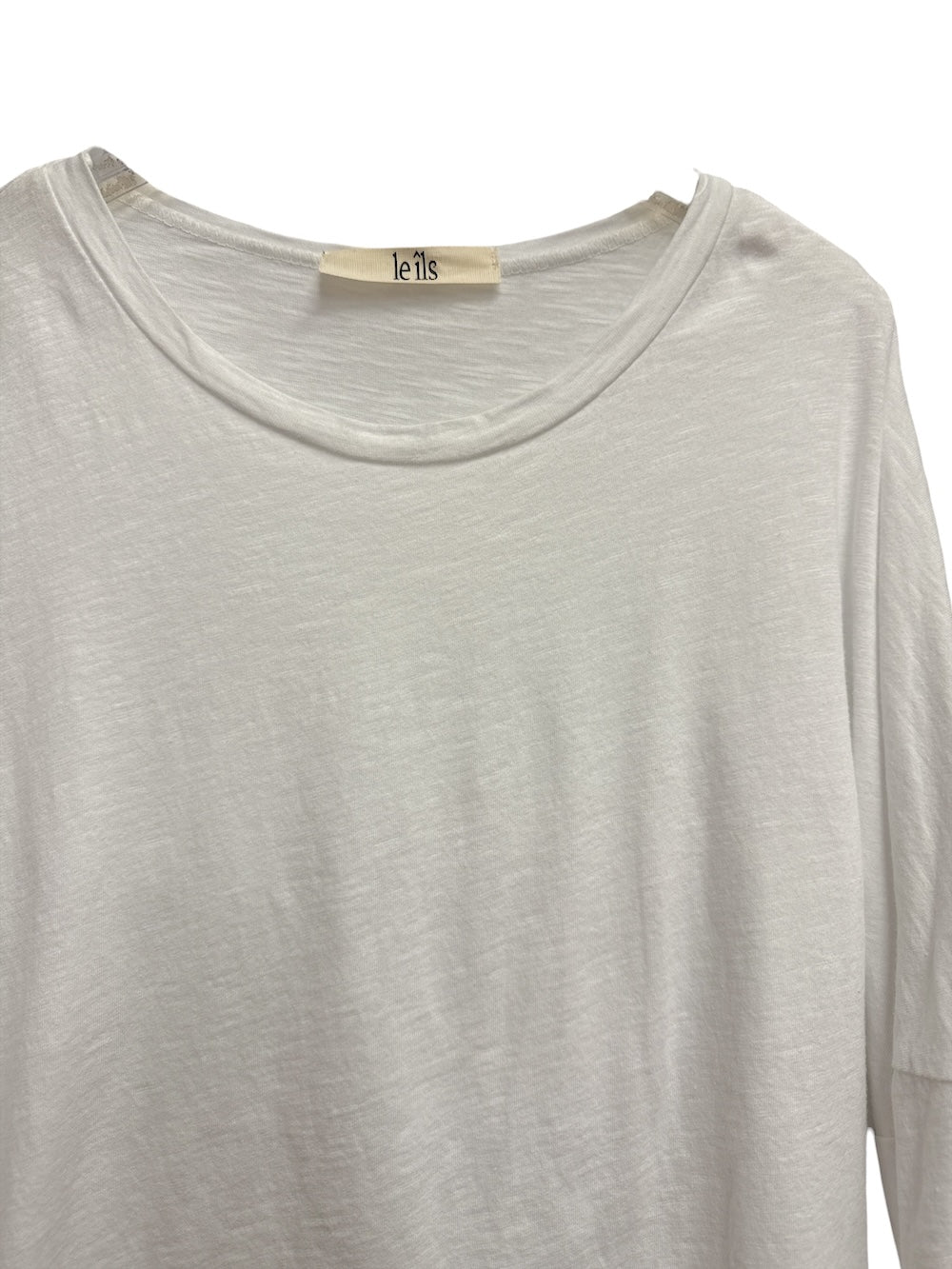 Le îls white t-shirt