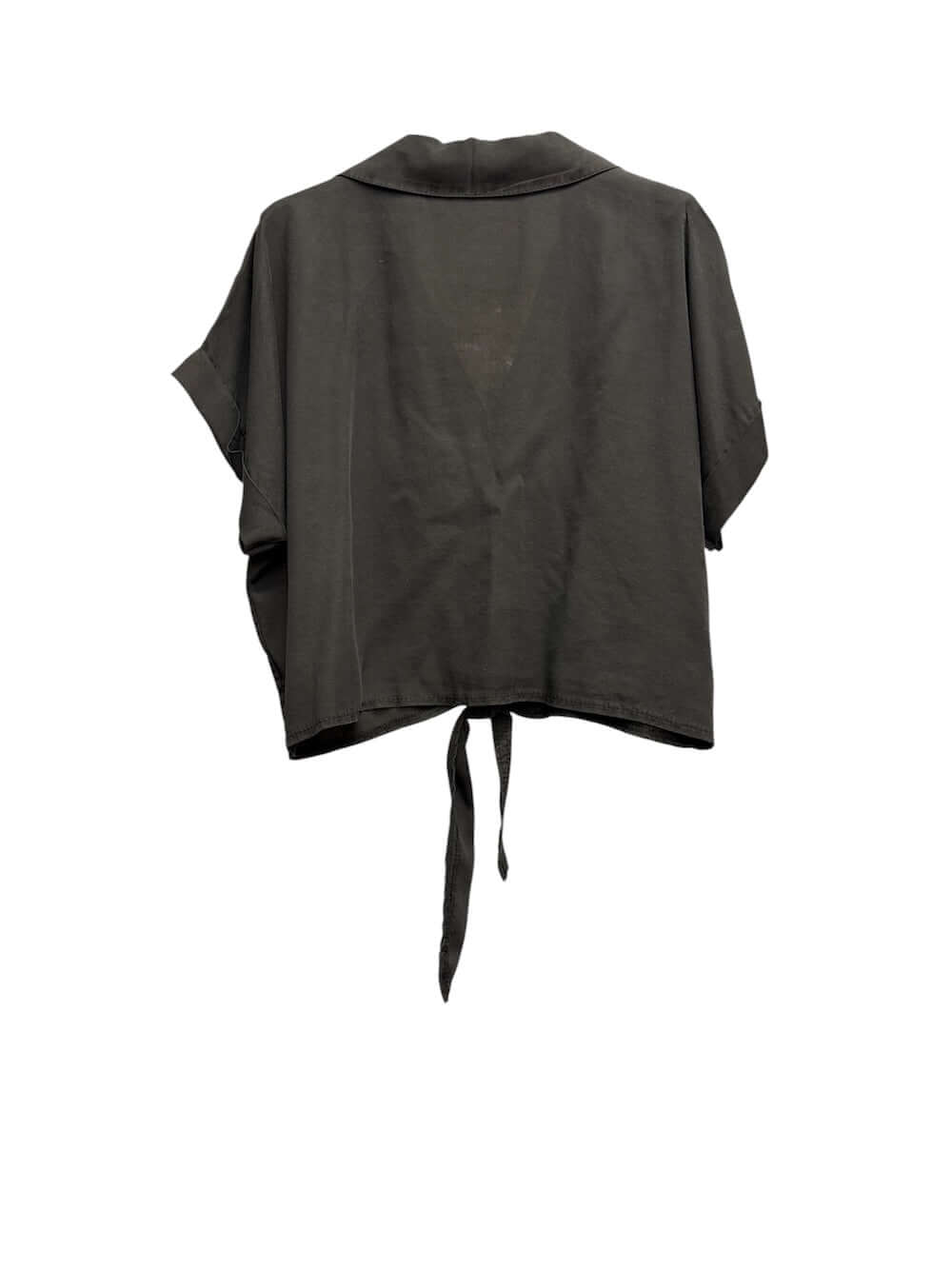 Le îls black shirt
