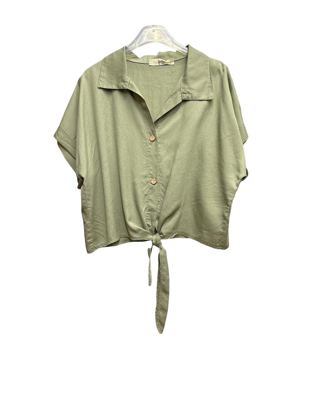 Le îls green shirt