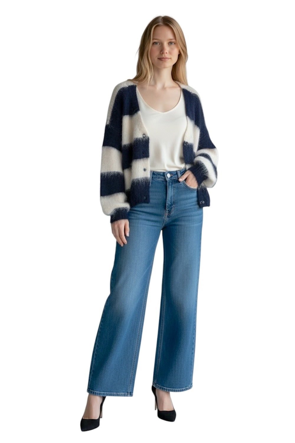 Le îls cream blue cardigan