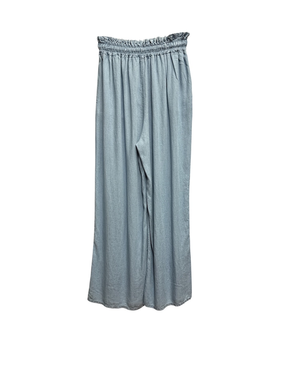 Le îls pantaloni azzurri