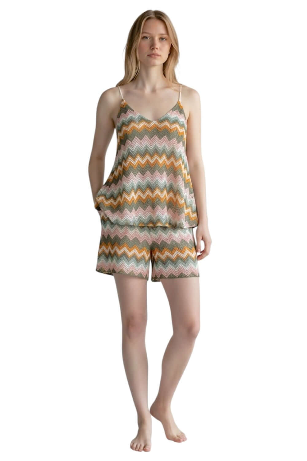 Saiph orange shorts