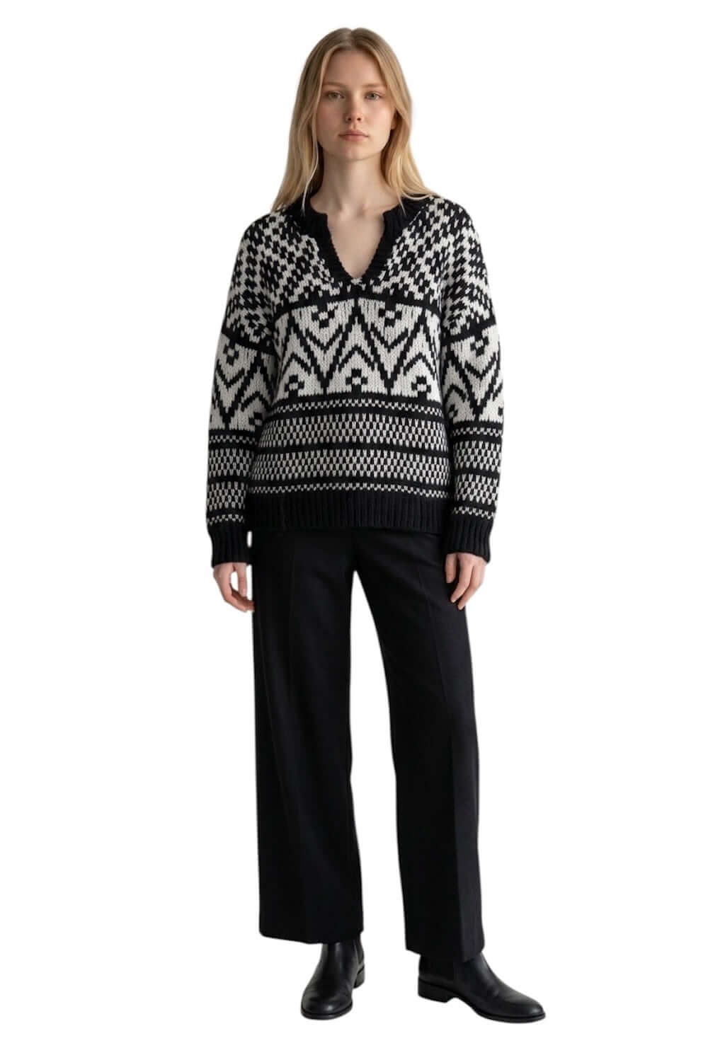 Saiph black pullover