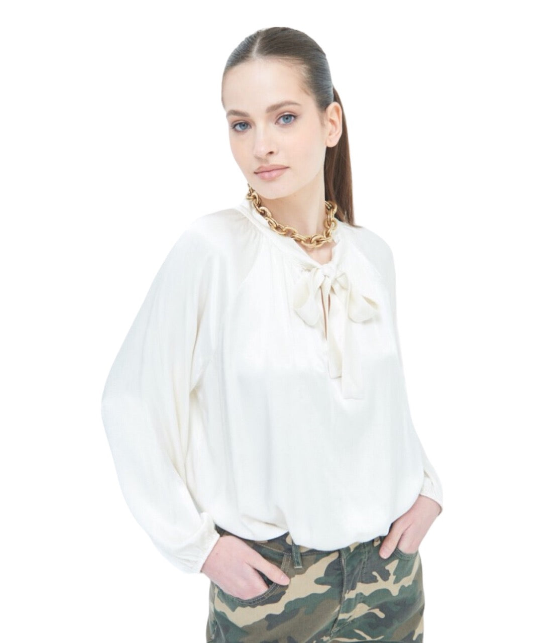 Kikisix butter bow shirt