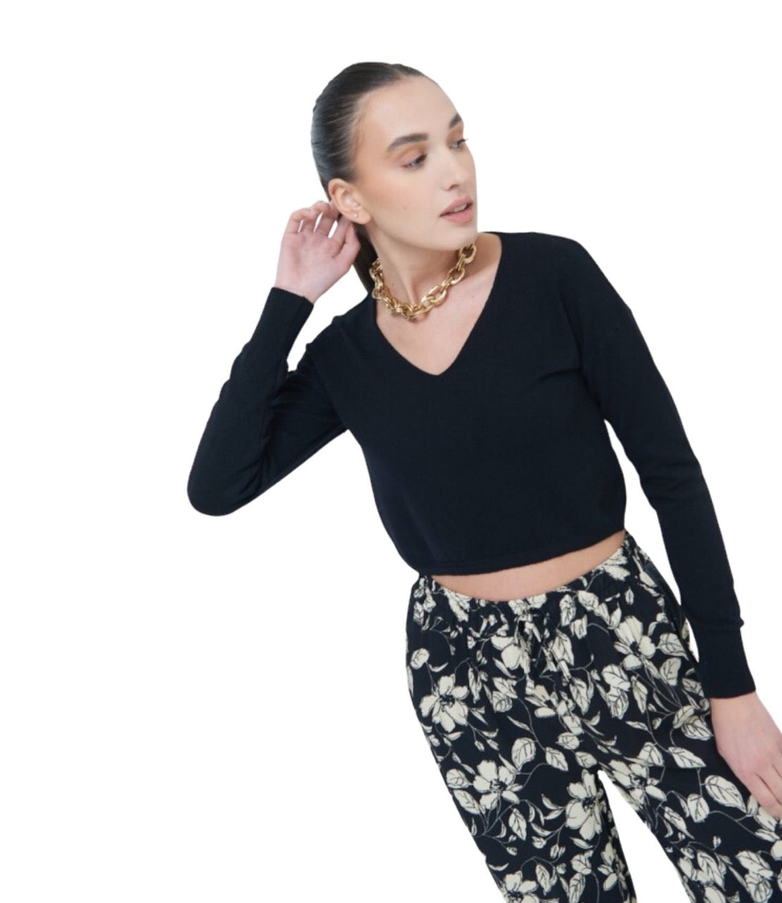 Kikisix black pullover