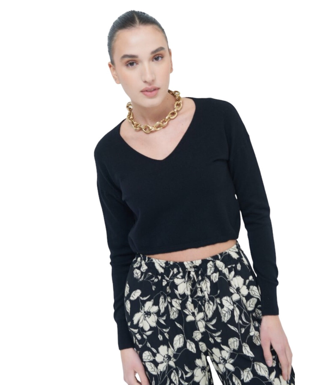 Kikisix black pullover
