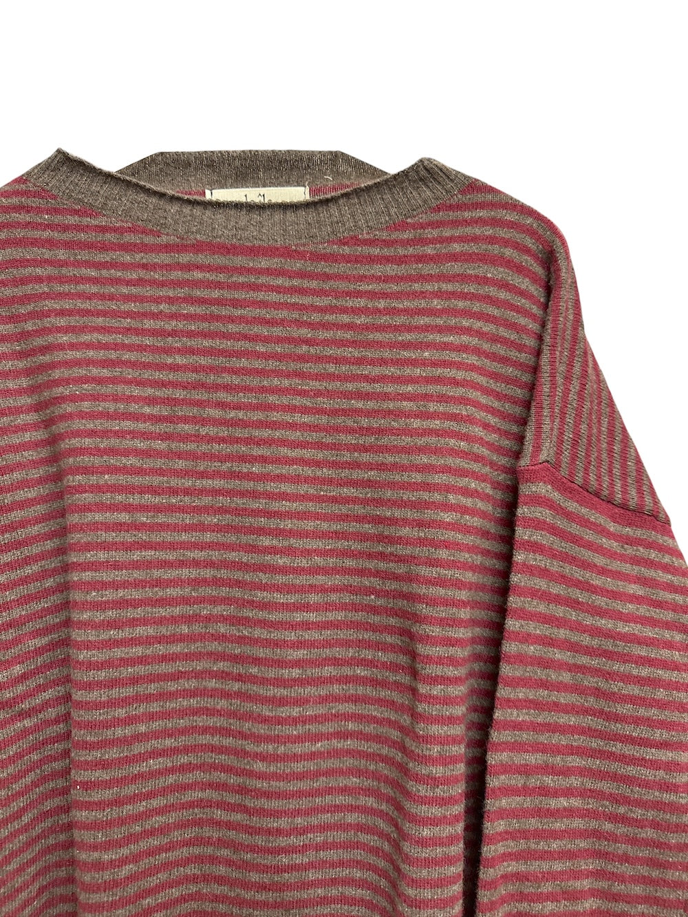 Le îls chocolate bordeaux line cashmere pullover