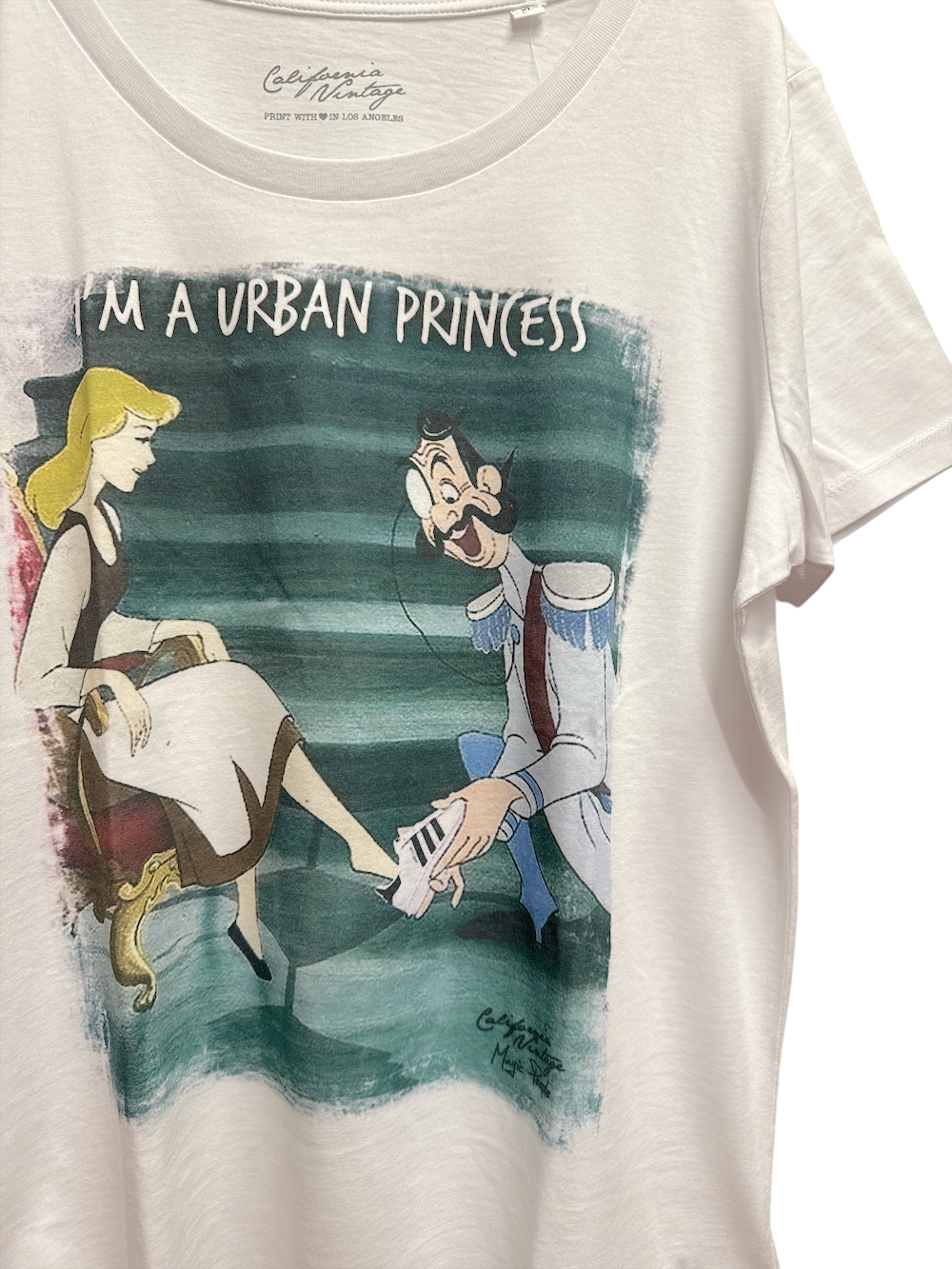 California Vintage i'm a urban princess white t-shirt