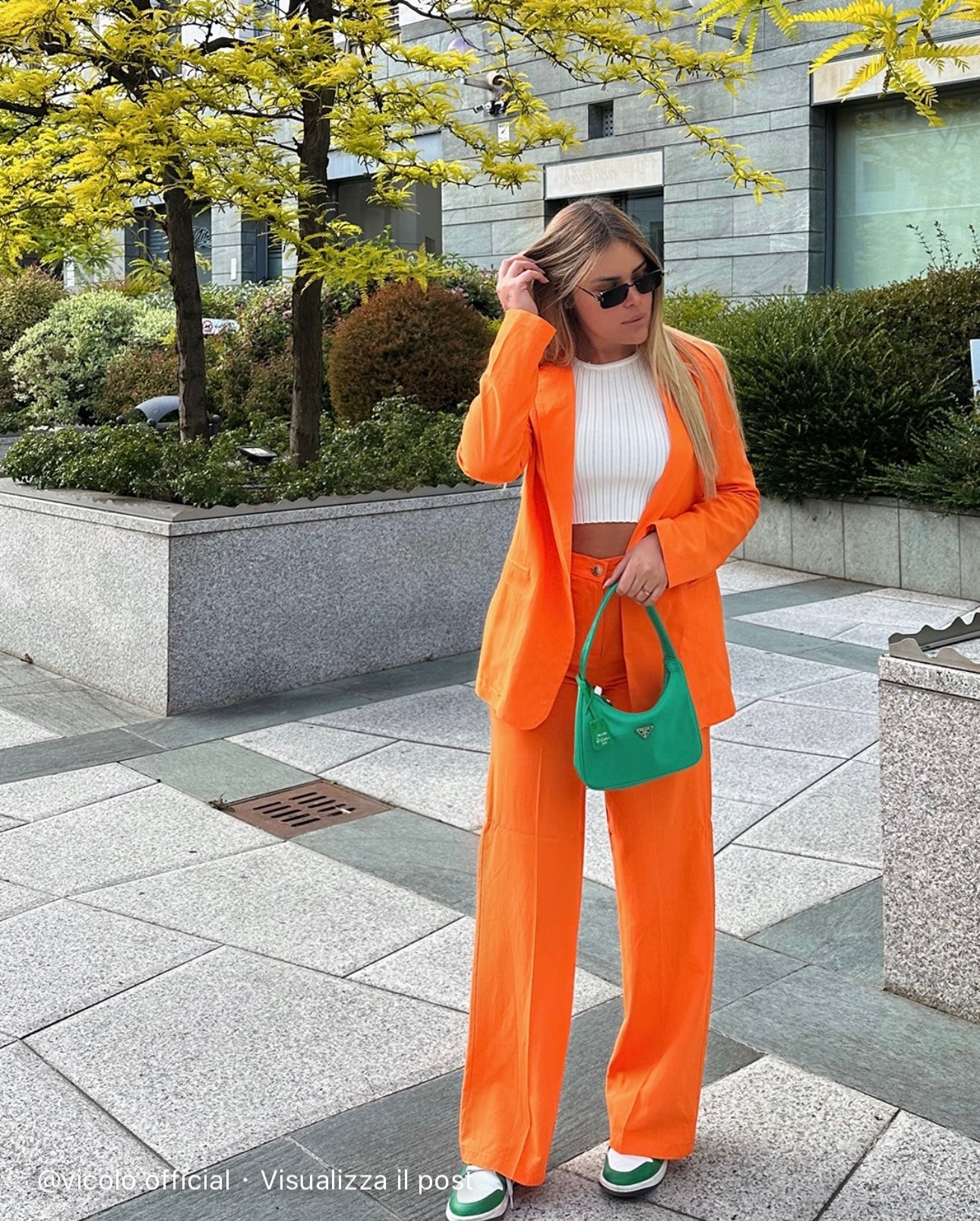 Vicolo orange linen pants