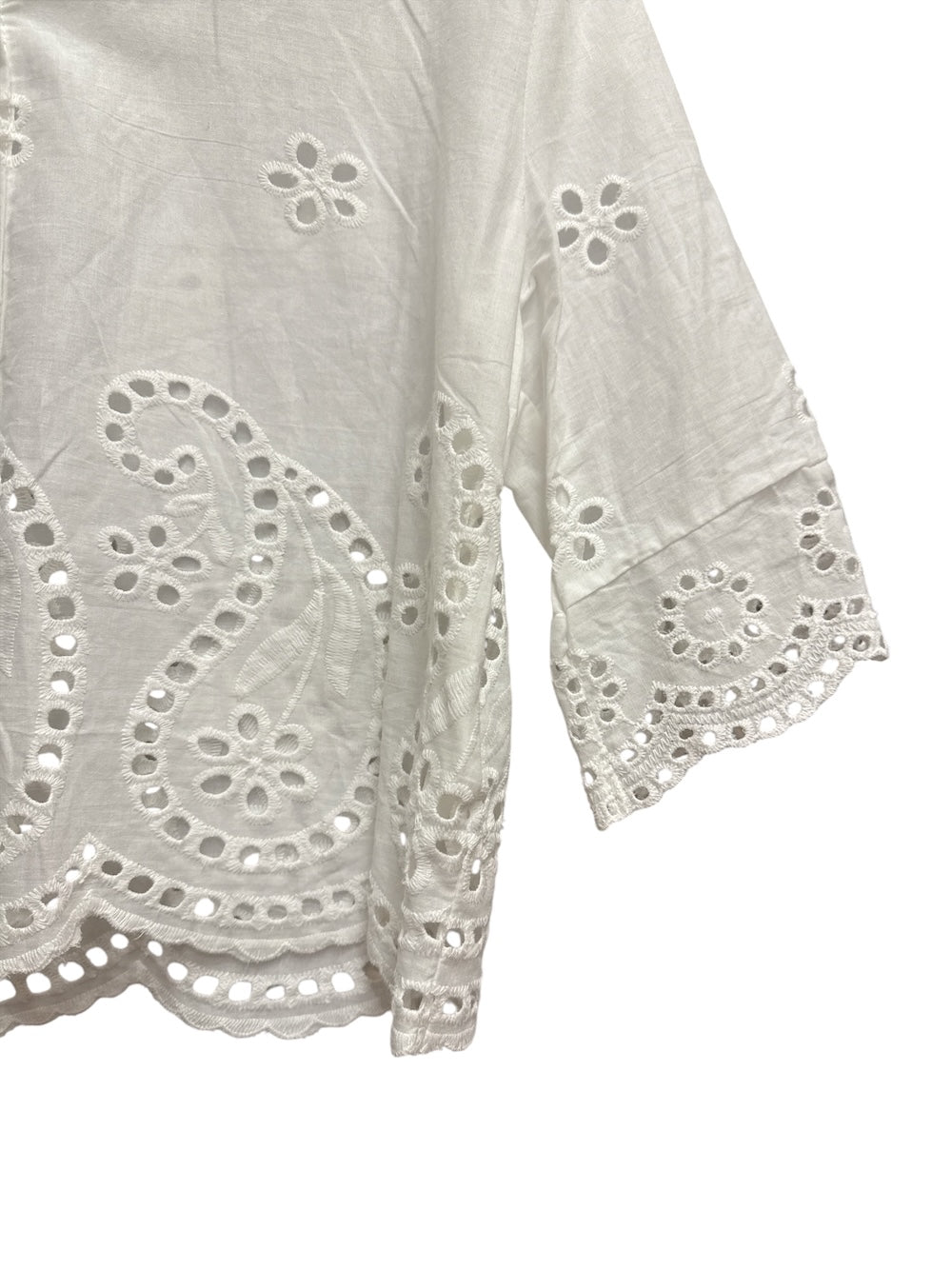 Le îls white shirt
