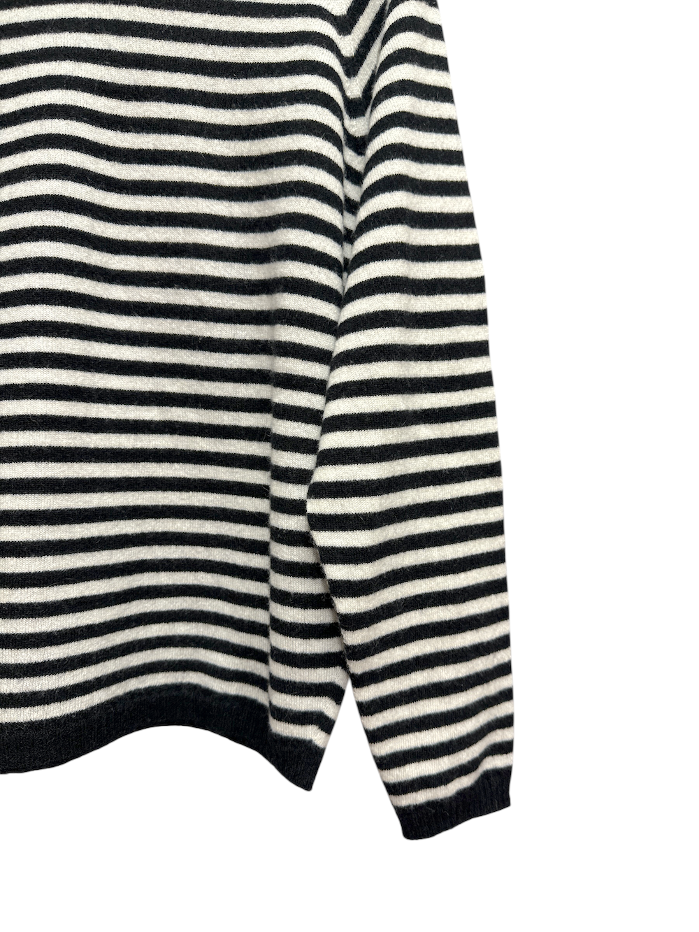 Vicolo light grey black line pullover
