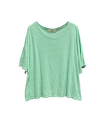 Le îls light green t-shirt