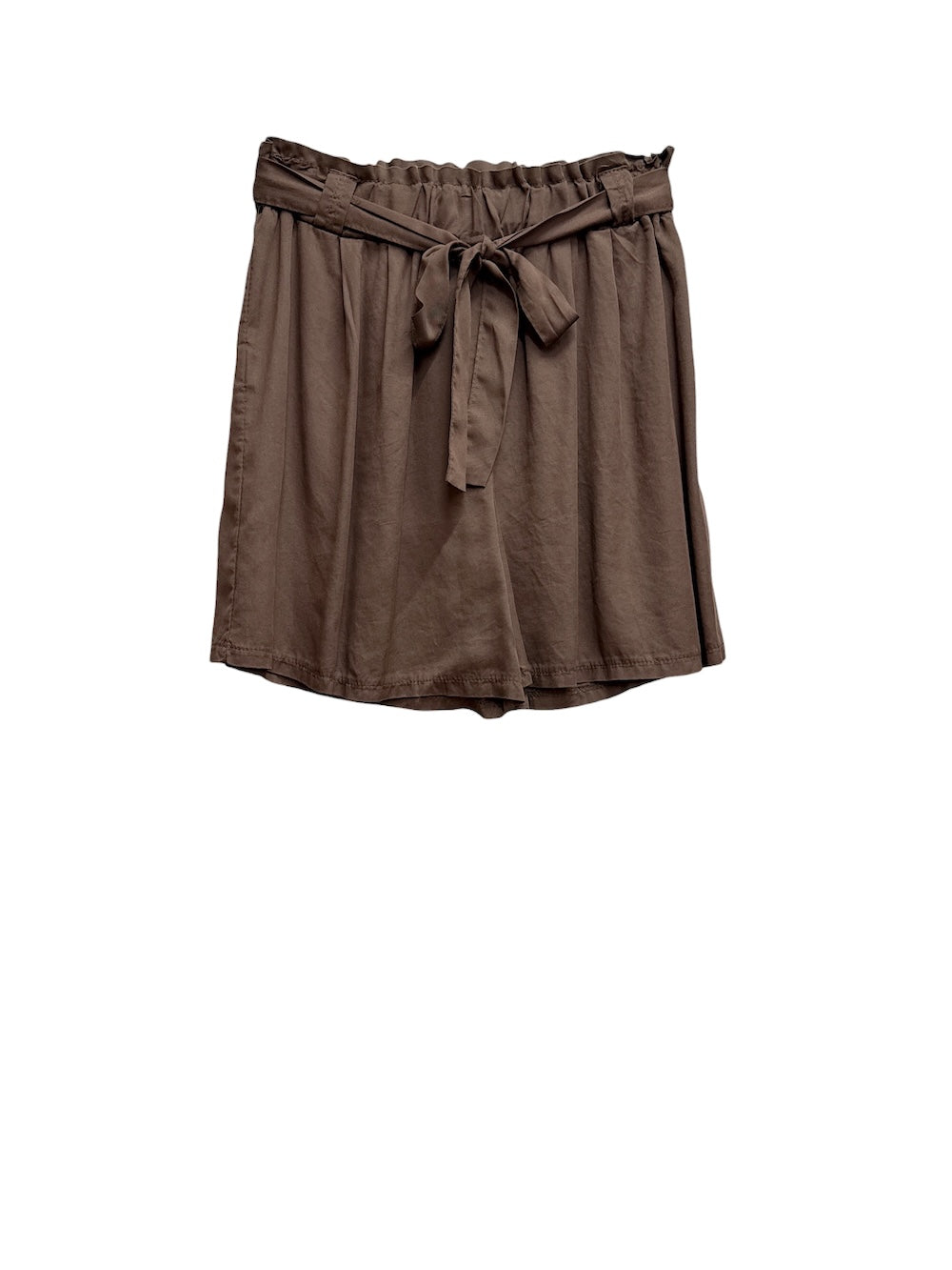 Le îls brown short