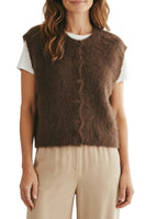 Le îls brown vest