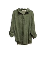 Le îls green shirt