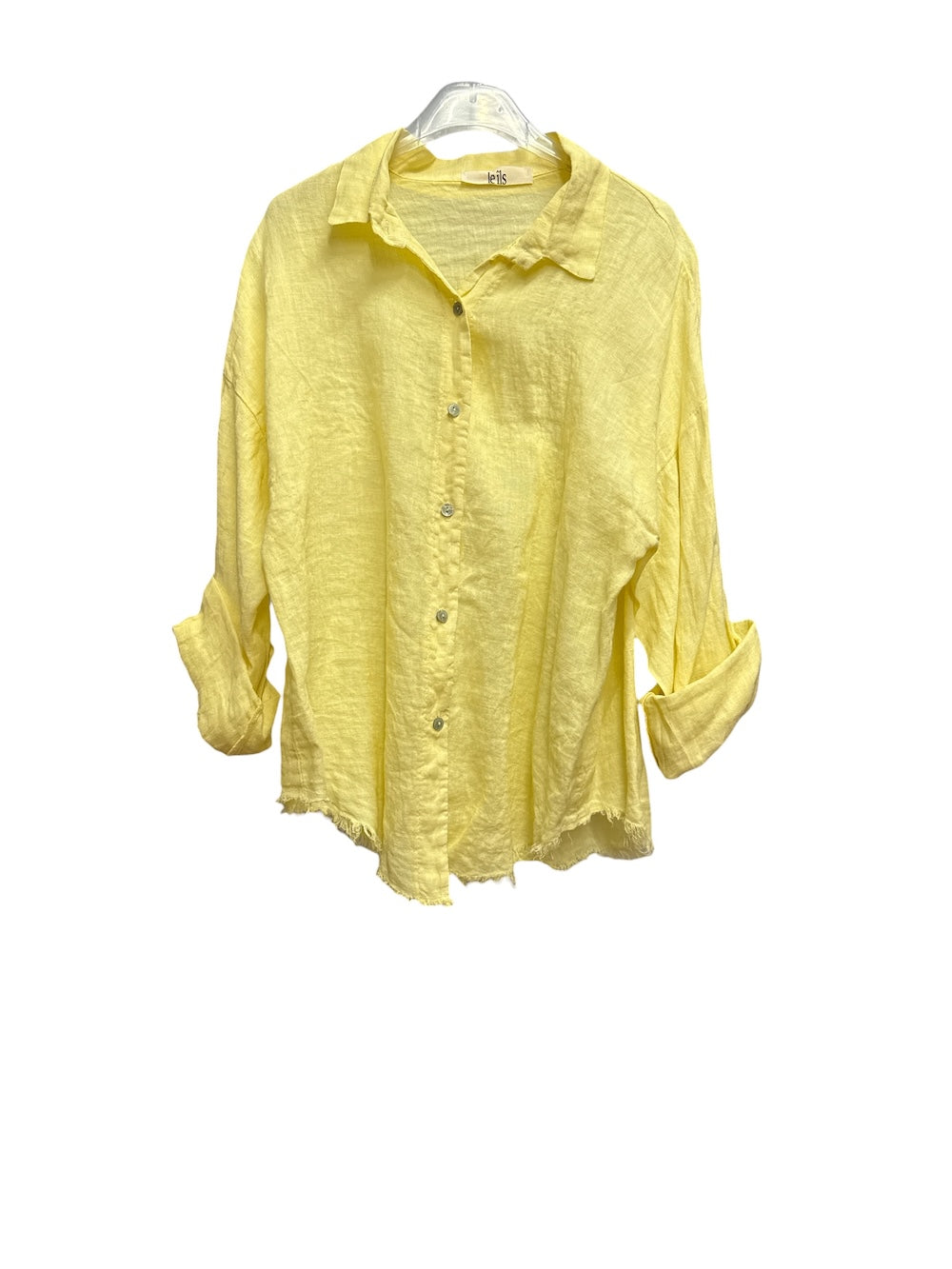 Le îls yellow shirt