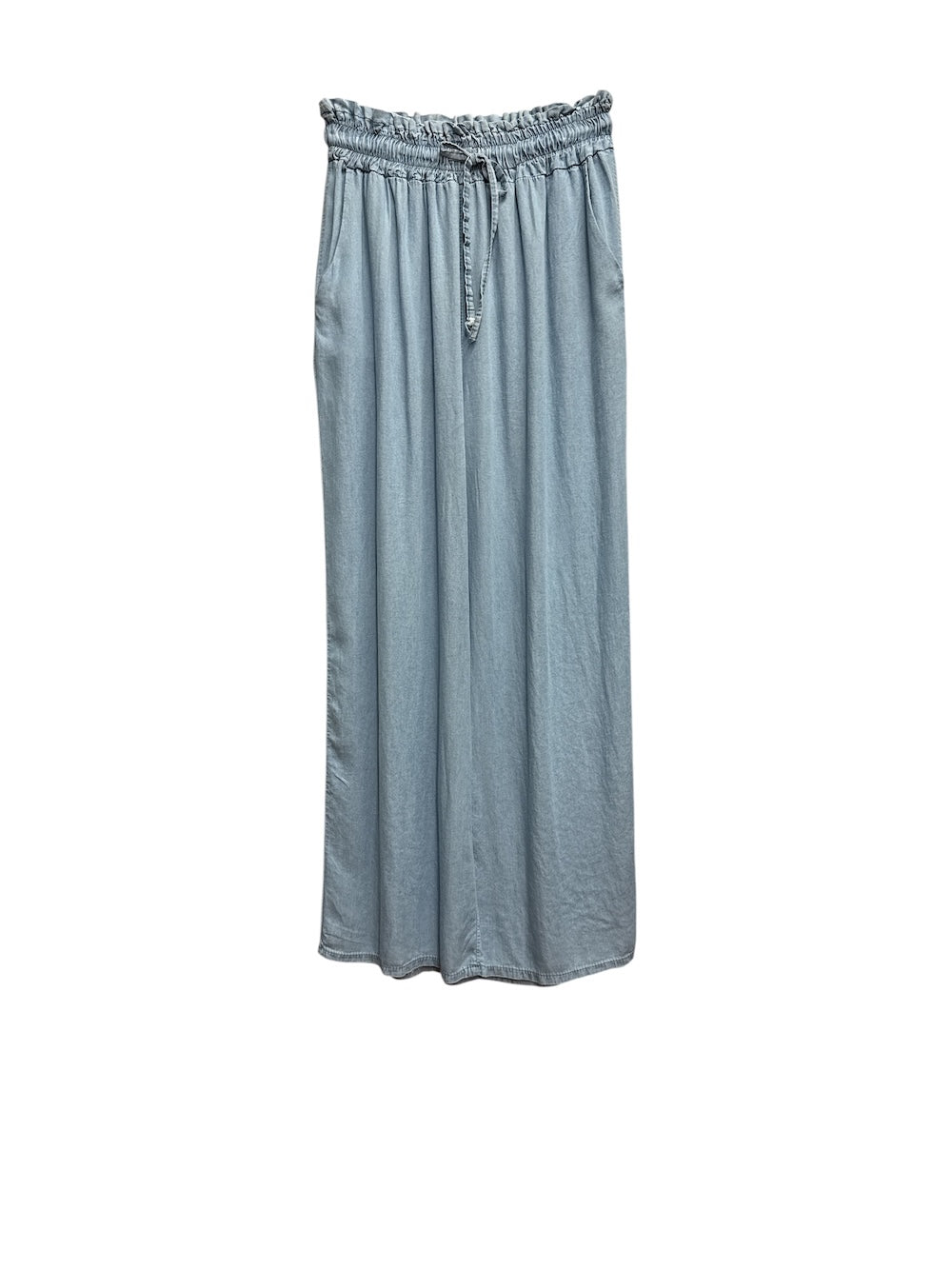 Le îls pantaloni azzurri