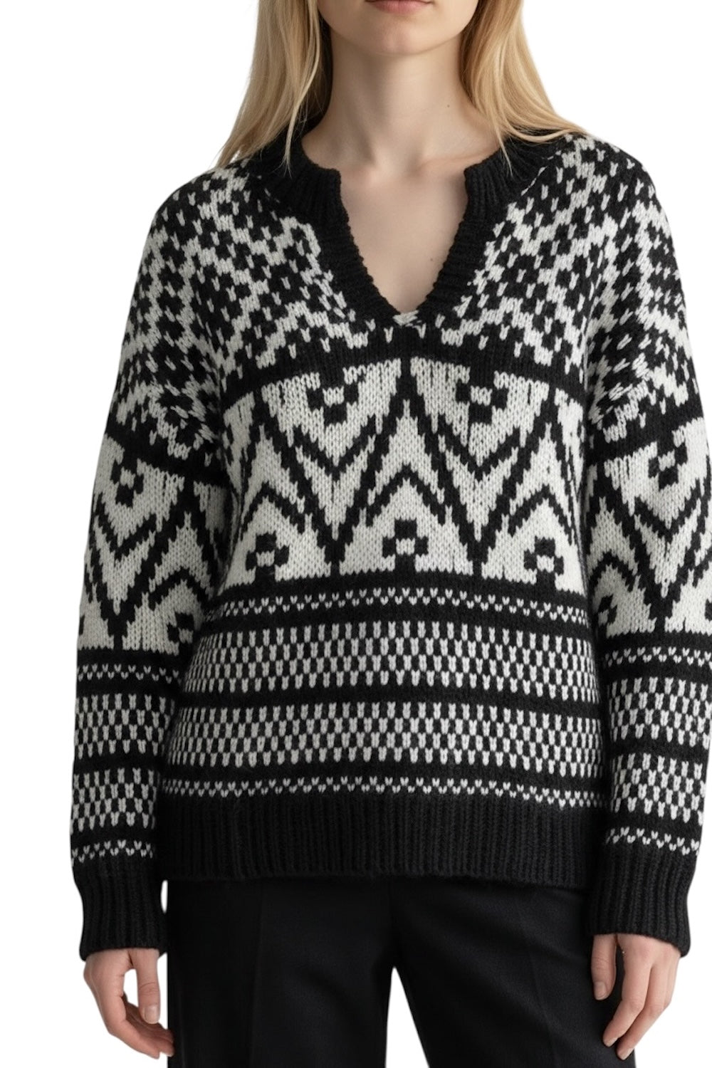 Saiph black pullover