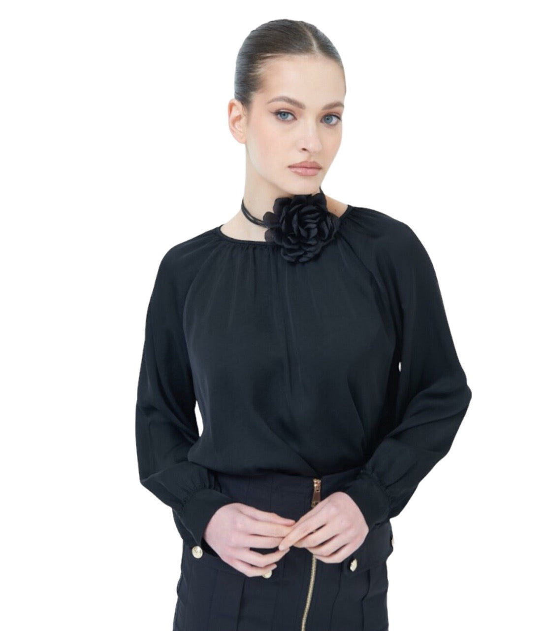 Kikisix black classic shirt