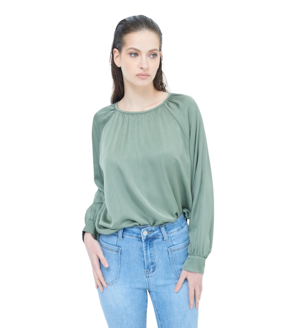 Kikisix green classic shirt