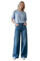 Le îls hellblaues Hemd