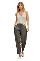 Le îls brown pants