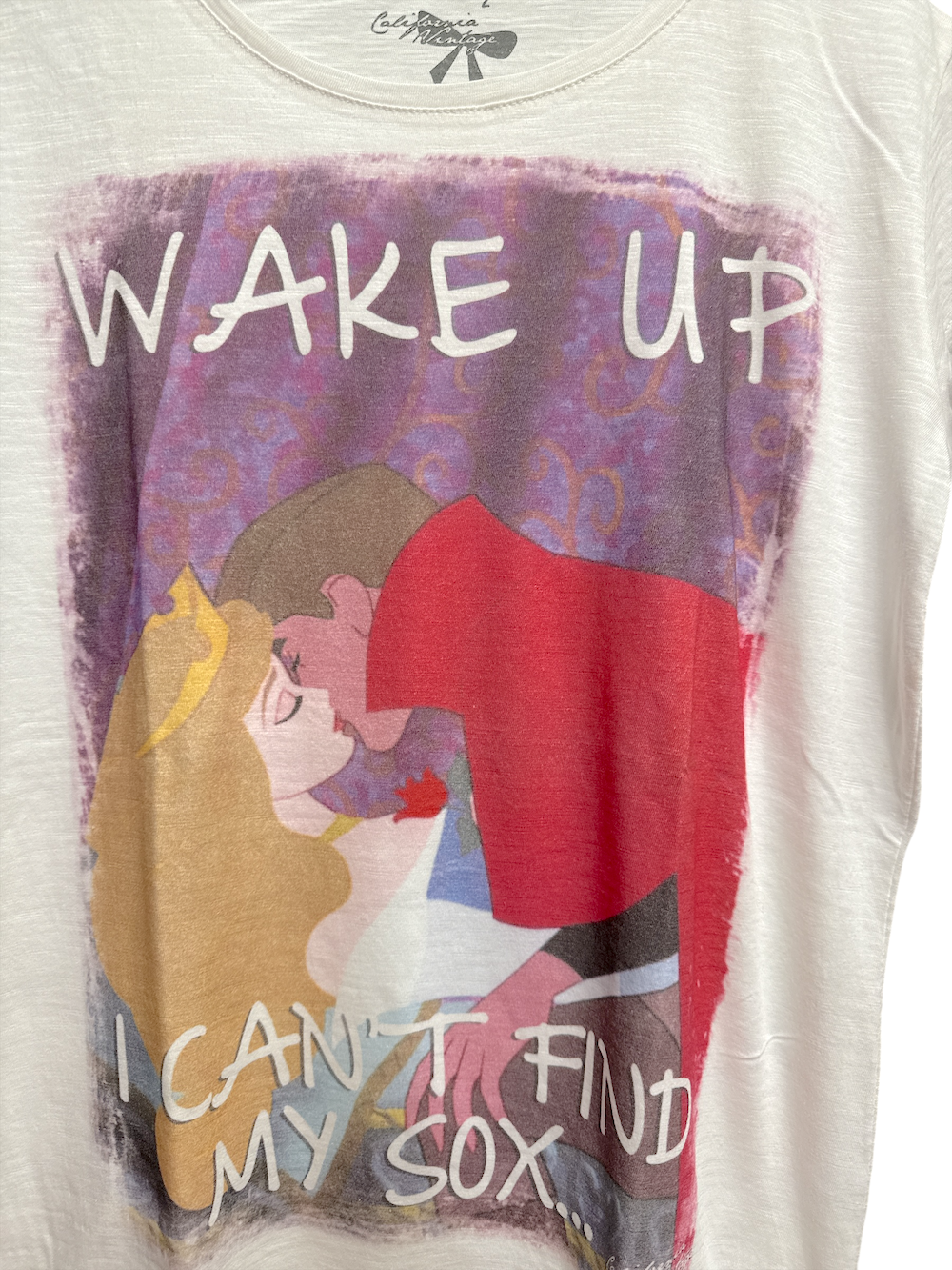 California Vintage I cant't find my sox t-shirt