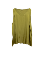 Susy Star olive green top