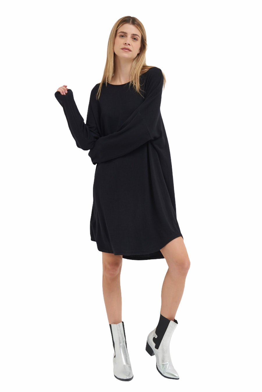 Kikisix black long sleeve dress