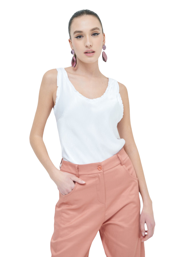 Kikisix white top